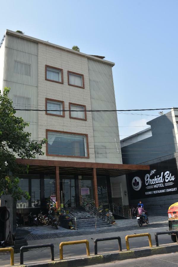 Hotel Orchid Blu Alīgarh Exterior foto